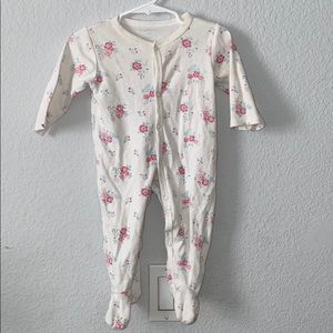 Two baby footsies 6-9 months